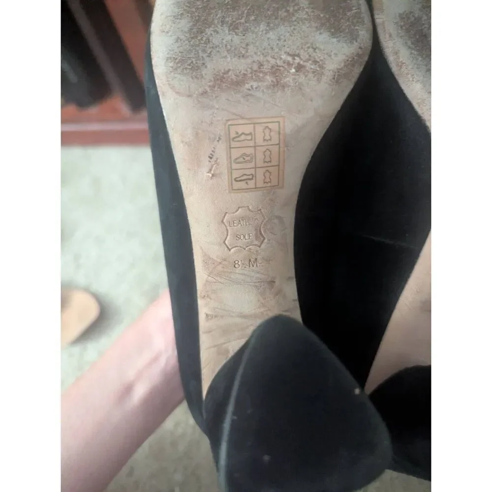 Tory Burch Women's Size 8.5 Black Suede Leather Heeled Pump Heels